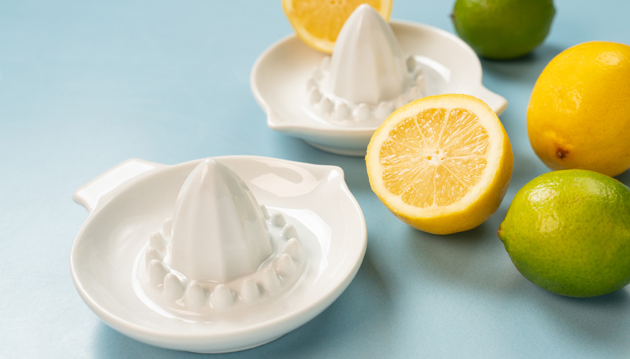 White Porcelain Lemon Squeezer