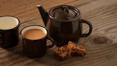 Enamel Teapot & Mug