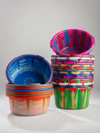 Round Plastic Bowls